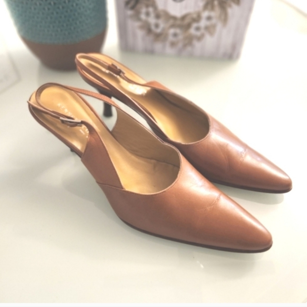 Kenneth Cole Heels Great Conditions 🥰😍🤩 - Picture 2 of 5